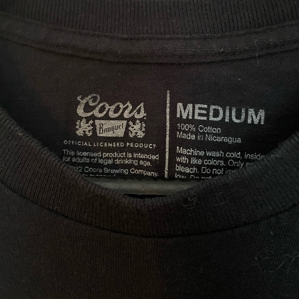 Vintage Inspired Coors Banquet Crop Top Tee – Black & Yellow - Picture 4 of 4